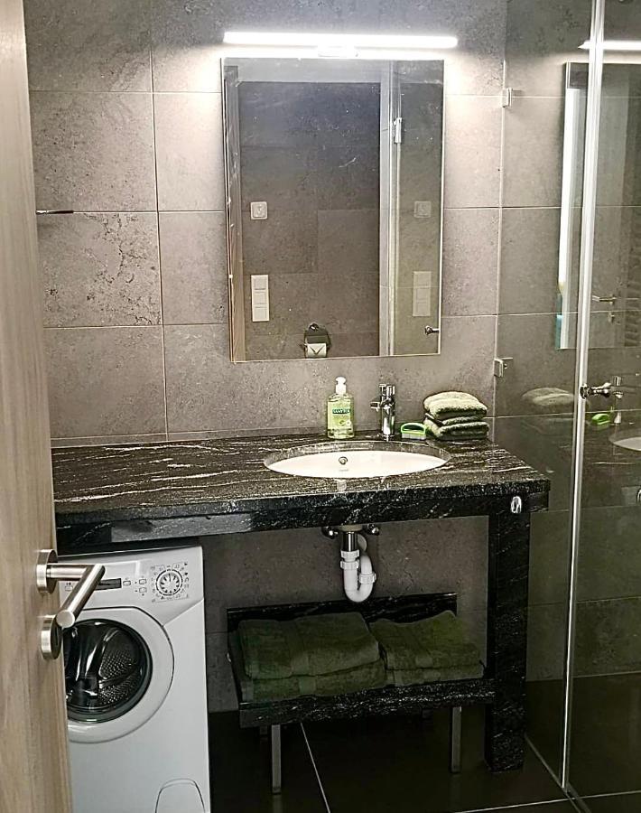 Lotusbluete Appartement In Heviz Mit Tiefgarage Und Panoramaterrasse Zewnętrze zdjęcie